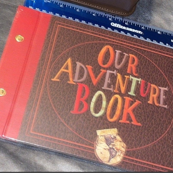 Disney’s UP Our Adventure Book Scrapebook New In Package Heavy Duty Boarding - Picture 10 of 12